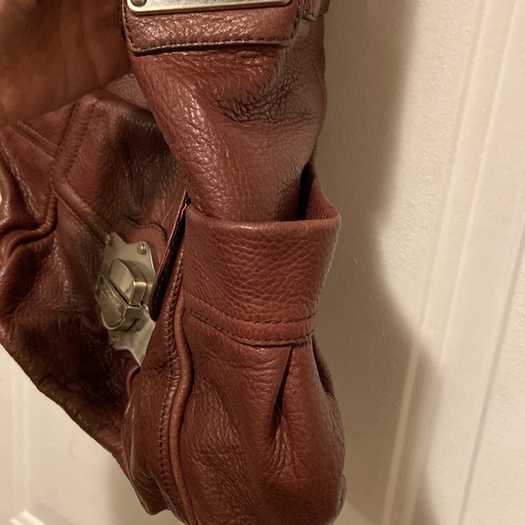 B MAKOWSKY Brown Genuine Leather Hand Bag Shoulder Satchel Bag Purse - Picture 8 of 9